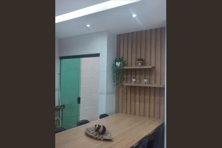 Casa à venda com 120m², 3 quartos e 2 vagas Casa à venda com 120m², 3 quartos e 2 vagasCozinha