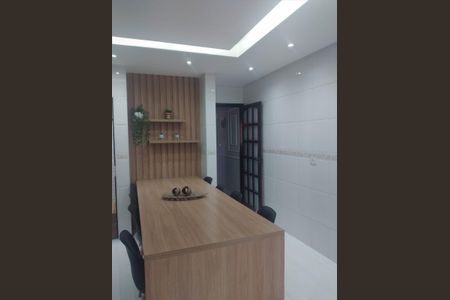 Casa à venda com 120m², 3 quartos e 2 vagas Casa à venda com 120m², 3 quartos e 2 vagasCozinha