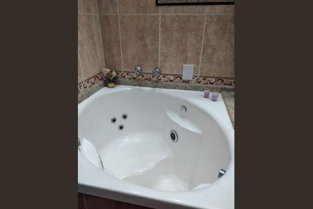 Casa à venda com 120m², 3 quartos e 2 vagas