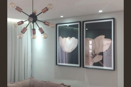 Casa à venda com 120m², 3 quartos e 2 vagas Casa à venda com 120m², 3 quartos e 2 vagasSala