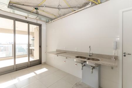 Apartamento para alugar com 232m², 3 quartos e 3 vagas Apartamento para alugar com 232m², 3 quartos e 3 vagasCozinha