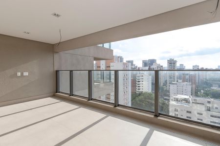 Apartamento para alugar com 232m², 3 quartos e 3 vagas Apartamento para alugar com 232m², 3 quartos e 3 vagasVaranda 2