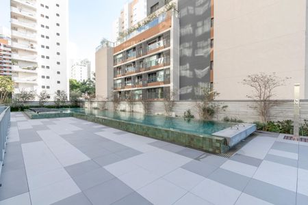 Apartamento para alugar com 232m², 3 quartos e 3 vagas Apartamento para alugar com 232m², 3 quartos e 3 vagasPiscina