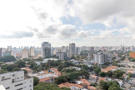 Apartamento para alugar com 232m², 3 quartos e 3 vagas Apartamento para alugar com 232m², 3 quartos e 3 vagasVista da Varanda da Suíte 1