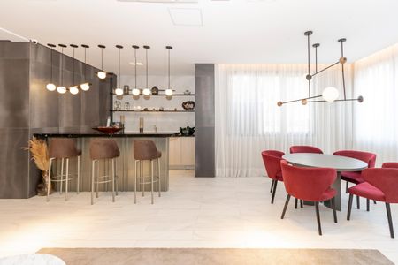 Apartamento para alugar com 232m², 3 quartos e 3 vagas Apartamento para alugar com 232m², 3 quartos e 3 vagasÁrea comum