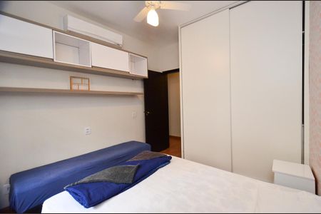 Casa à venda com 420m², 6 quartos e 2 vagasQuarto 2