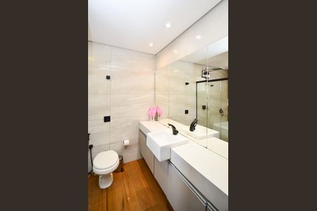 Casa à venda com 420m², 6 quartos e 2 vagasBanheiro suite