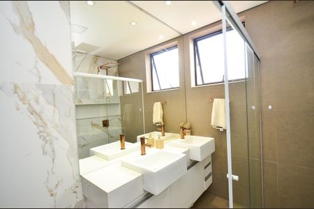 Casa à venda com 420m², 6 quartos e 2 vagasBanheiro social