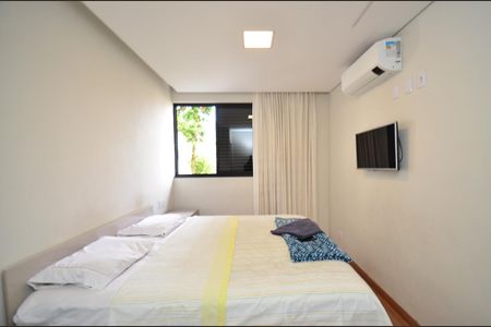 Casa à venda com 420m², 6 quartos e 2 vagasSuite