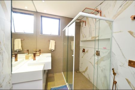 Casa à venda com 420m², 6 quartos e 2 vagasBanheiro social