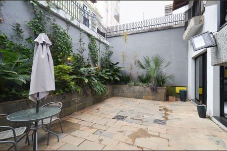 Casa à venda com 420m², 6 quartos e 2 vagasÁrea Externa