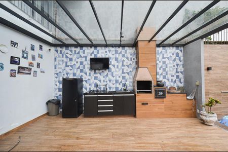 Casa à venda com 420m², 6 quartos e 2 vagasÁrea Externa