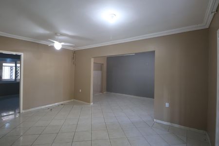 Casa à venda com 348m², 3 quartos e 2 vagasSala 1
