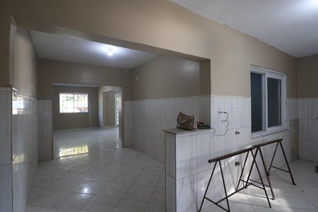 Casa à venda com 348m², 3 quartos e 2 vagasCozinha