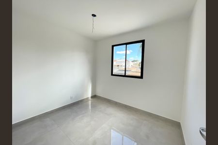 Apartamento à venda com 48m², 2 quartos e 1 vagaQuarto 2