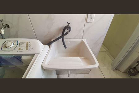 Apartamento à venda com 65m², 2 quartos e 1 vagaÁrea de Serviço