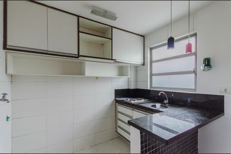 Apartamento à venda com 38m², 1 quarto e sem vaga Apartamento à venda com 38m², 1 quarto e sem vagaCozinha e Área de Serviço