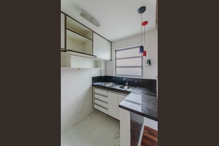 Apartamento à venda com 38m², 1 quarto e sem vaga Apartamento à venda com 38m², 1 quarto e sem vagaCozinha e Área de Serviço