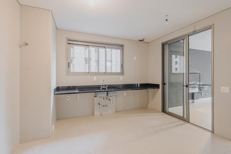 Apartamento à venda com 270m², 4 quartos e 4 vagasCozinha