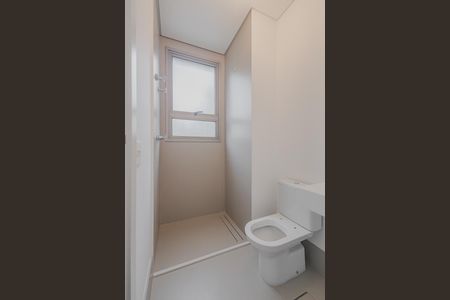 Apartamento à venda com 270m², 4 quartos e 4 vagasBanheiro da Suíte 2