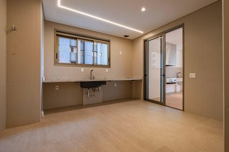 Apartamento à venda com 270m², 4 quartos e 4 vagasCozinha