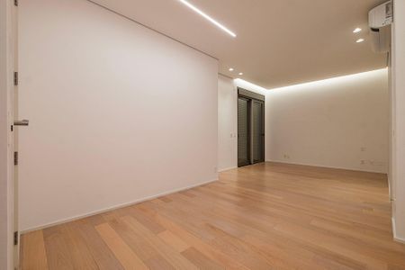 Apartamento à venda com 270m², 4 quartos e 4 vagasSuíte 1