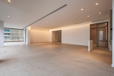 Apartamento à venda com 270m², 4 quartos e 4 vagasSala