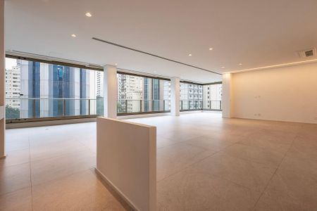 Apartamento à venda com 270m², 4 quartos e 4 vagasSala