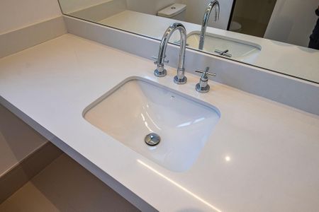 Apartamento à venda com 270m², 4 quartos e 4 vagasBanheiro da Suíte 4