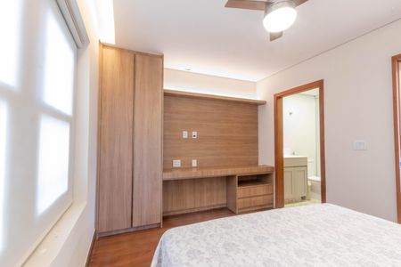 Casa à venda com 758m², 5 quartos e 6 vagasQuarto 5