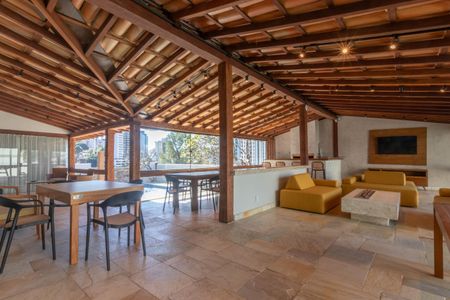 Casa à venda com 758m², 5 quartos e 6 vagasÁrea comum