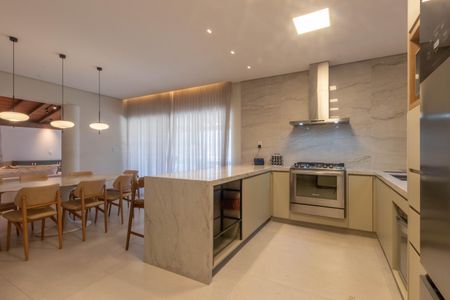 Casa à venda com 758m², 5 quartos e 6 vagasCozinha