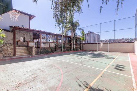 Casa à venda com 758m², 5 quartos e 6 vagasÁrea comum