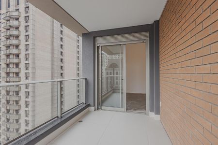 Apartamento à venda com 270m², 3 quartos e 4 vagasVaranda da Suíte 3