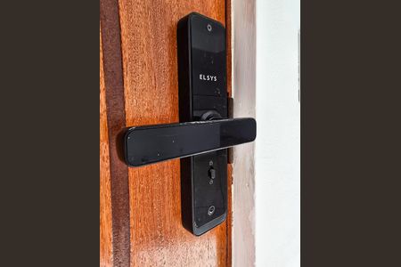 Apartamento à venda com 65m², 2 quartos e sem vagaFechadura Eletrônica