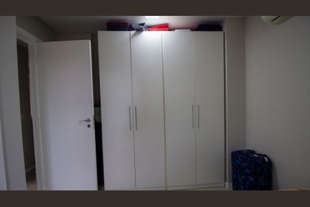 Apartamento à venda com 78m², 2 quartos e 2 vagasSuíte 2