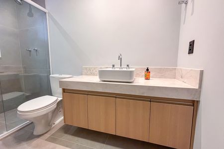Apartamento à venda com 108m², 3 quartos e 2 vagas Apartamento à venda com 108m², 3 quartos e 2 vagasBanheiro