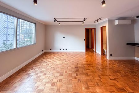 Apartamento à venda com 108m², 3 quartos e 2 vagas Apartamento à venda com 108m², 3 quartos e 2 vagasSala