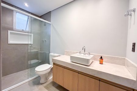Apartamento à venda com 108m², 3 quartos e 2 vagas Apartamento à venda com 108m², 3 quartos e 2 vagasBanheiro