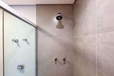 Apartamento à venda com 108m², 3 quartos e 2 vagas Apartamento à venda com 108m², 3 quartos e 2 vagasBanheiro 2