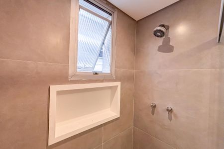 Apartamento à venda com 108m², 3 quartos e 2 vagas Apartamento à venda com 108m², 3 quartos e 2 vagasBanheiro
