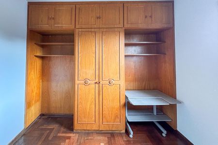 Apartamento para alugar com 200m², 3 quartos e 3 vagas Apartamento para alugar com 200m², 3 quartos e 3 vagasSuíte 2