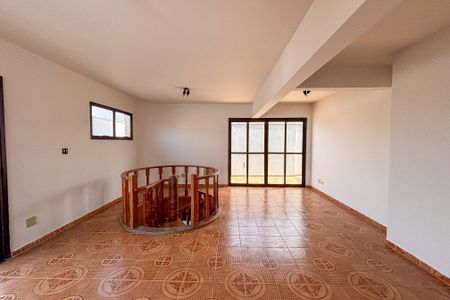 Apartamento para alugar com 200m², 3 quartos e 3 vagas Apartamento para alugar com 200m², 3 quartos e 3 vagasCobertura