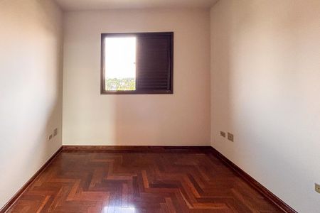Apartamento para alugar com 200m², 3 quartos e 3 vagas Apartamento para alugar com 200m², 3 quartos e 3 vagasQuarto