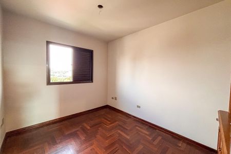 Apartamento para alugar com 200m², 3 quartos e 3 vagas Apartamento para alugar com 200m², 3 quartos e 3 vagasQuarto