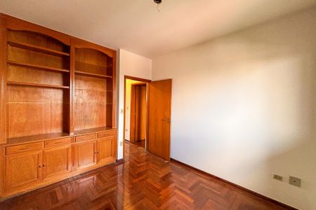 Apartamento para alugar com 200m², 3 quartos e 3 vagas Apartamento para alugar com 200m², 3 quartos e 3 vagasQuarto