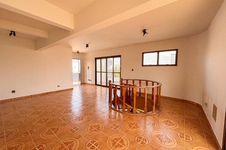 Apartamento para alugar com 200m², 3 quartos e 3 vagas Apartamento para alugar com 200m², 3 quartos e 3 vagasCobertura