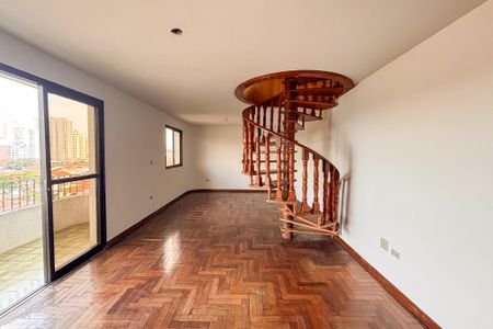 Apartamento para alugar com 200m², 3 quartos e 3 vagas Apartamento para alugar com 200m², 3 quartos e 3 vagasSala
