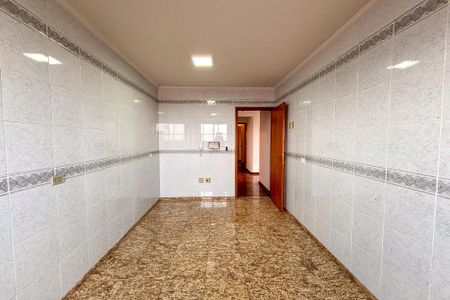 Apartamento para alugar com 200m², 3 quartos e 3 vagas Apartamento para alugar com 200m², 3 quartos e 3 vagasCozinha