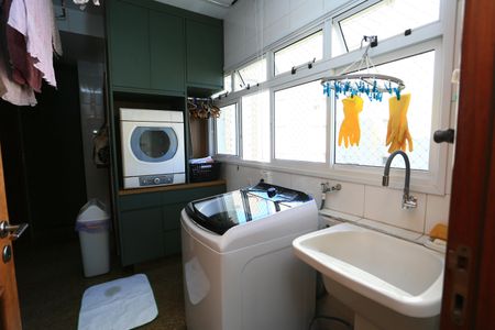 Apartamento à venda com 250m², 4 quartos e 4 vagasÁrea de Serviço